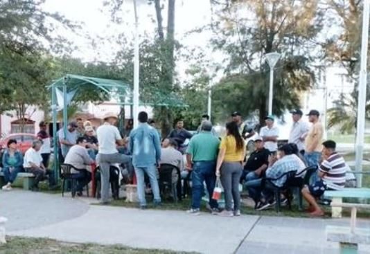 LAGUNA NAINECK: Productores continuarán con sus reclamos.