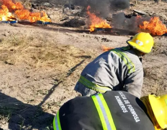 La Policía destruyó más de 400 litros de combustibles por incineración