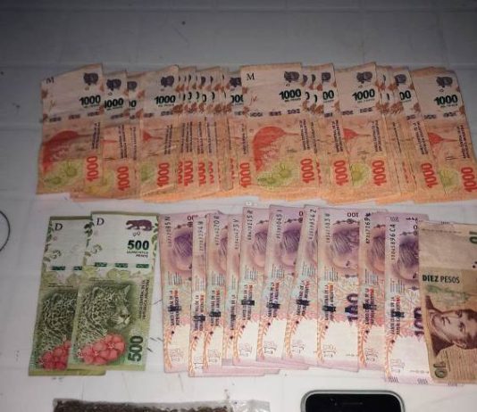 LAGUNA BLANCA: Drogas Peligrosas detuvo a dos jóvenes en operativo antinarcóticos.