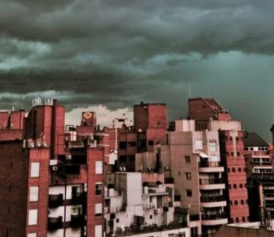 CLIMA. El pronóstico para el lunes en el país: tiempo húmedo y con lluvias para varias provincias