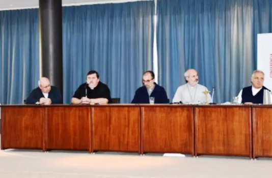 La Iglesia pidió «escuchar a aquellos a quienes nadie escucha»