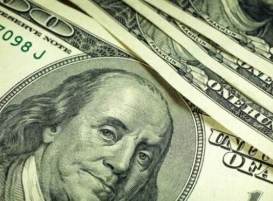 DÓLAR BLUE SIN FRENO: Subió $5 y cerró a $423, un nuevo máximo histórico