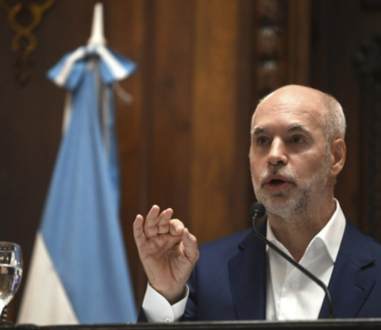 La oposición cargó duro contra la gestión de Berni luego de ser atacado por los choferes
