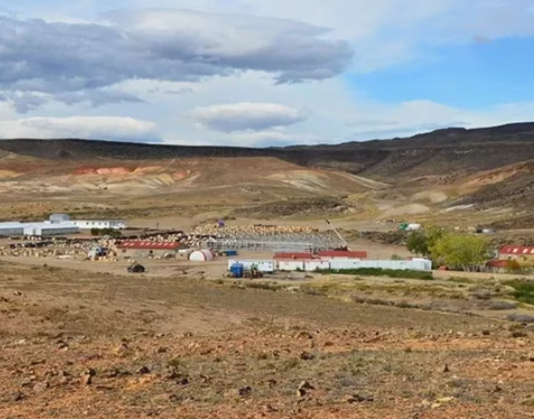 Robo millonario a la empresa minera Patagonia Gold: saquearon la bóveda y se llevaron lingotes de oro y plata