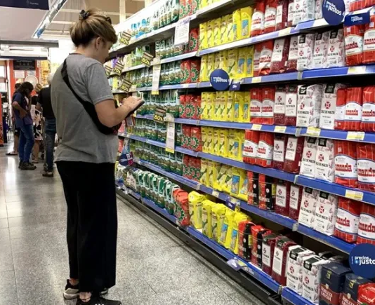 Desde el gobierno admiten que la inflación de abril puede ser más alta de lo esperado por la escalada del dólar blue
