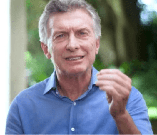 En medio del discurso de Cristina Kirchner, Macri respondió a las críticas por la deuda con el FMI