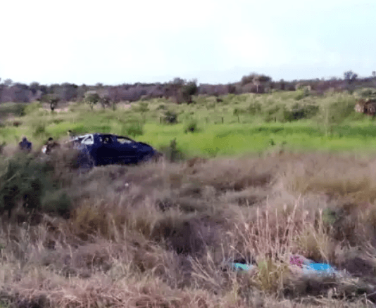 EL ESPINILLO: Despiste y vuelco de una camioneta con dos ocupantes, terminó con una mujer fallecida y otra en grave estado