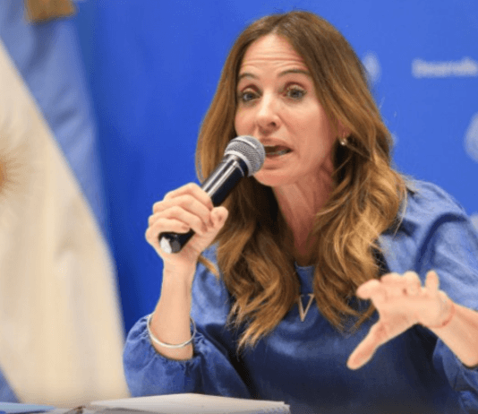 «Frente chiquito», asi definió Tolosa Paz a la estrategia de Máximo Kirchner