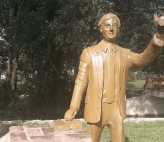 CORDOBA: Una intendenta electa dijo que sacará la estatua de Néstor Kirchner y pondrá una de Favaloro
