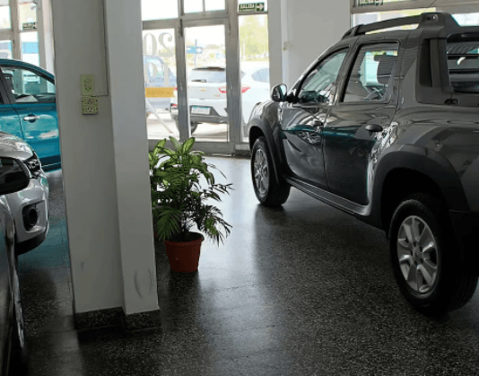 En los últimos siete años el salario de un trabajador formal perdió el valor equivalente a un auto 0 km