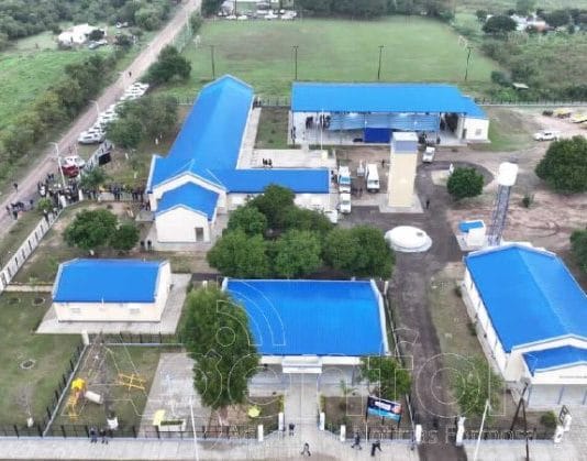 LAGUNA NAINECK: El gobernador Insfran inauguró refacciones y anunció “nuevas obras” lo que dejó dudas en la dirigencia oficialista local.