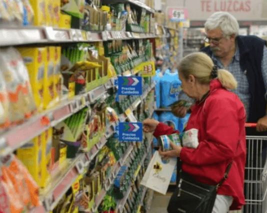 La inflación golpea fuerte a la clase media: cada vez más familias al borde de caer en la pobreza