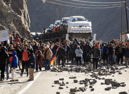Cortes de ruta en Jujuy: una mujer se descompensó y murió tras quedar varada durante horas