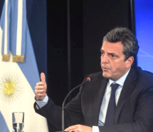 Massa anunció nuevos créditos de hasta 400.000 pesos para jubilados y pensionados