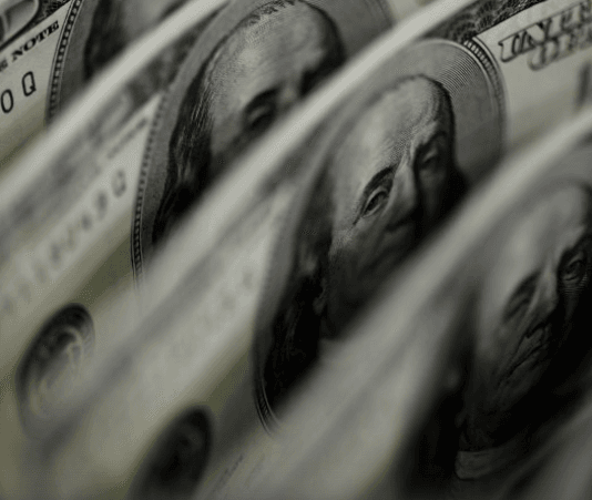 El dólar blue sigue imparable y rompe un récord tras otro
