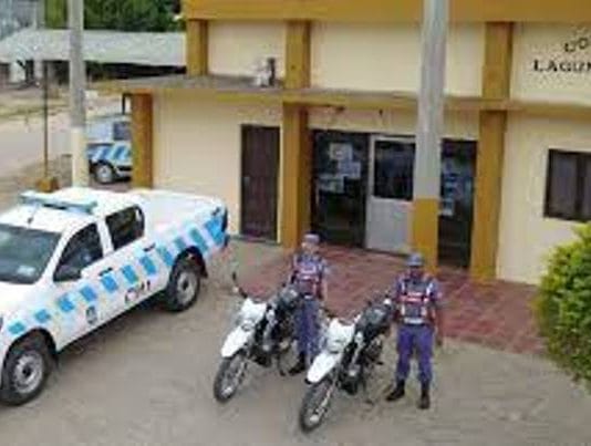 LAGUNA BLANCA: Motociclista sufrió lesiones en un hecho vial y quedó detenido al conducir un rodado con guarismos de identificación alterados.