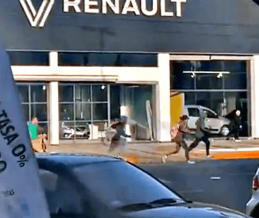 Nuevos intentos de saqueo en Santa Fe y Rosario: un carnicero defendió a escopetazos su negocio