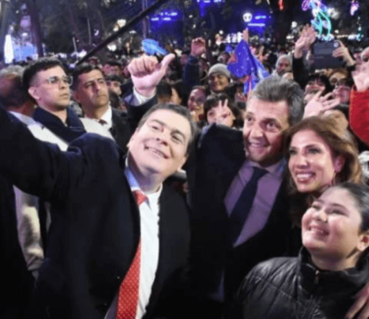 Y FORMOSA ?…Zamora anunció bono de $400.000 más un aumento de $55.000 para estatales santiagueños