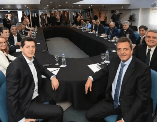 Massa teme que el «plan platita» pierda efecto tras el rechazo de los gobernadores a pagar el bono