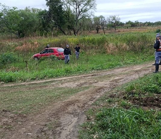 LAGUNA NAINECK: Un hombre falleció mientras conducia su automóvil.