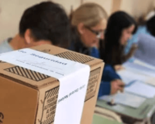 El Gobierno aumentó el pago que recibirán las autoridades de mesa para las elecciones.