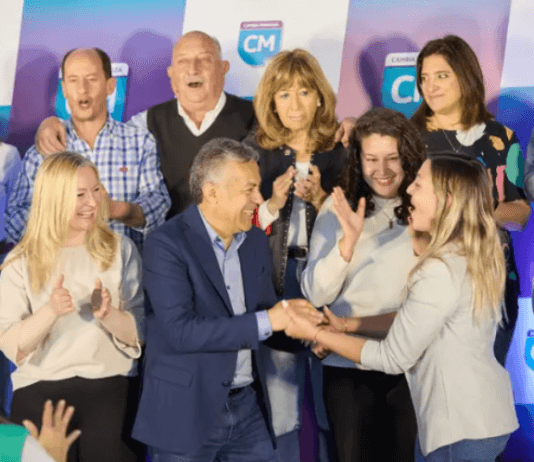 Con dardos a De Marchi, Alfredo Cornejo cerró su campaña en Mendoza y apuntó contra los que “prometen cambio” a partir de la “mala fe”