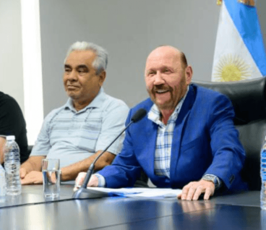 Insfrán anunció un aumento salarial del 25% y medidas para fortalecer a la economía