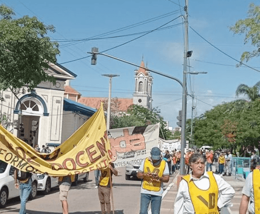 VOZ DOCENTE solicita a Insfrán una suma fija de 100 mil pesos para paliar la crisis salarial