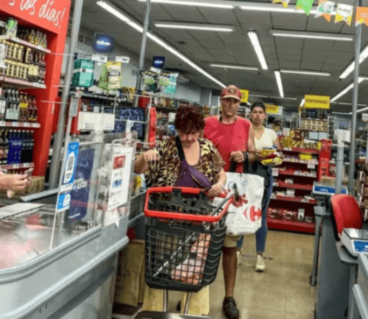 La canasta basica aumentó 12,2% y una familia tipo necesita ganar $319.000 para no ser pobre