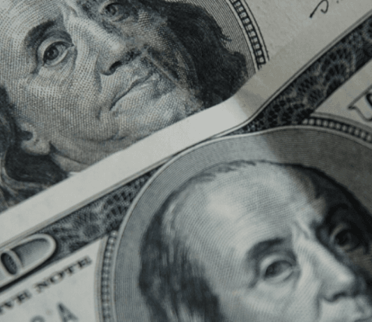 El dólar blue sube tras las generales y quiebra la barrera de los $1000