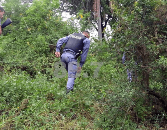 RIACHO HE HE: Trabajo policial en conjunto en zona rural.