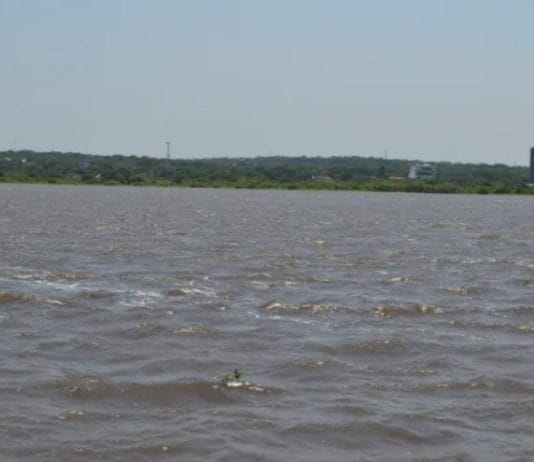 CLORINDA: Dos cuerpos fueron encontrados maniatados y con bolsas de piedras en el río Paraguay