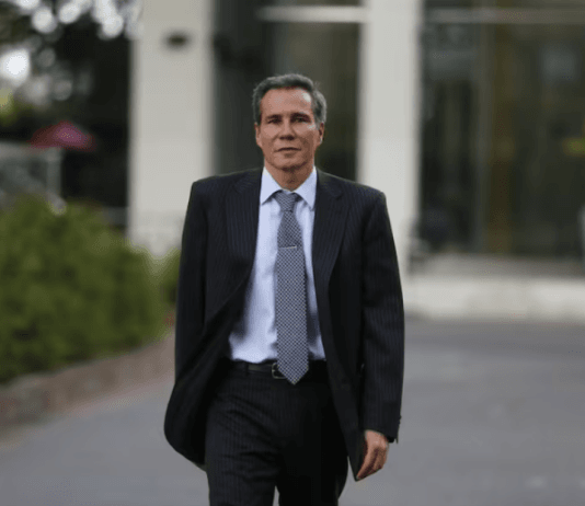 Se agiganta el escándalo del espionaje ilegal con el hallazgo de documentos sobre la muerte de Nisman