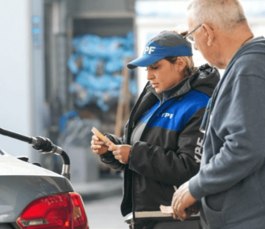 Las petroleras dicen que se normaliza el abastecimiento de combustibles en todo el país