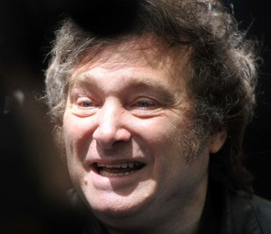 Javier Milei ya tiene más de la mitad del Gabinete, pero faltan los cargos más importantes