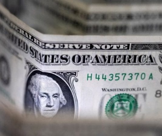 Fuerte rebote del dólar blue y cotiza a $ 950