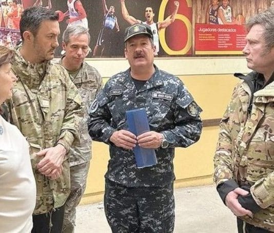 Temporal en Bahía Blanca dejó como saldo 13 víctimas fatales; el presidente Milei recorrió la zona