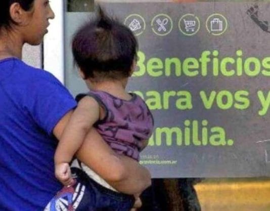 Desde enero aumenta el 100% la Asignación Universal por Hijo y el 50% la Tarjeta Alimentar
