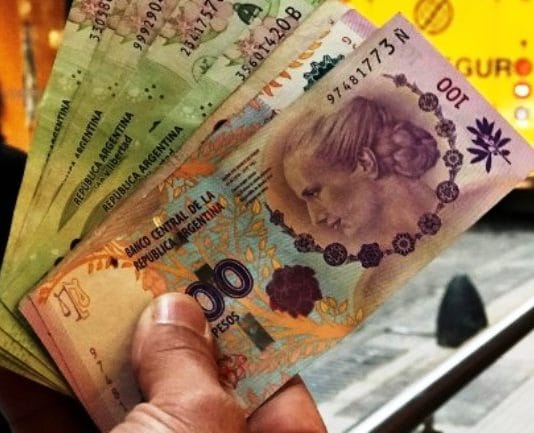 Por la alta inflación, el Banco Central prevé emitir billetes de $20.000 y $50.000