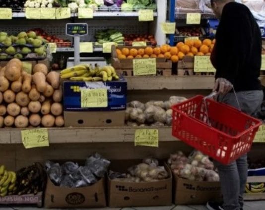Las ventas de alimentos y bebidas se desplomaron 7,7% en noviembre