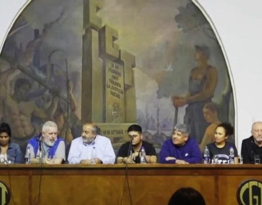 La advertencia de la CGT y organizaciones piqueteras a Javier Milei: «Vamos a ser los primeros en salir a la calle»