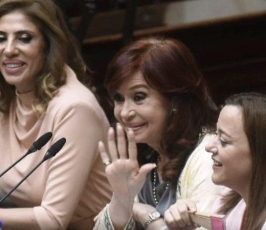 El kirchnerismo traba la asunción de autoridades del Senado y le complica el arranque a Javier Milei