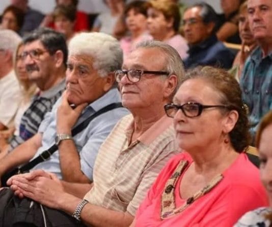 El Gobierno quiere eliminar la fórmula de movilidad para las jubilaciones y reemplazarla con aumentos por decreto