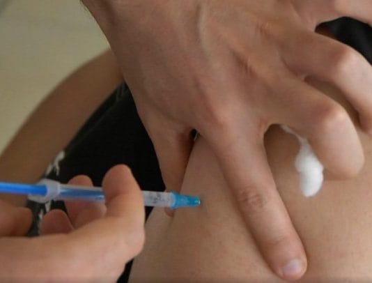 VACUNA DEL COVID: Por primera vez detallan los efectos adversos graves que tuvo cada laboratorio