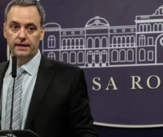 PARA EL PARO DE 24 E. El Gobierno evalúa descontar el día a los empleados estatales que se sumen al paro general que impulsa la CGT