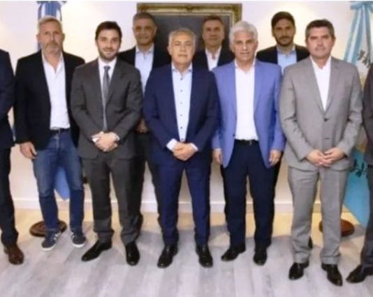 Cumbre de los gobernadores de Juntos por el Cambio: piden un cambio clave para acompañar la ley ómnibus