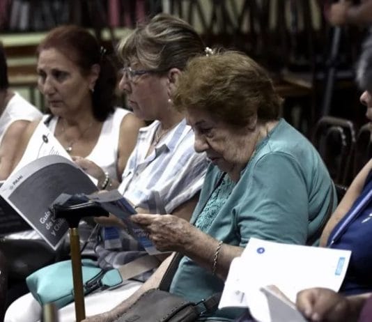 El Gobierno propone actualizar las jubilaciones sólo por inflación desde abril