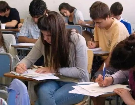ATENCION BECAS PROGRESAR: ANSES confirmó quienes dejarán de cobrar en febrero 2024