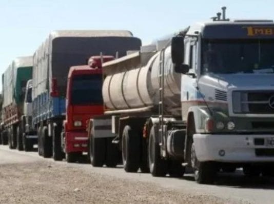 Por suba de combustible, los costos del transporte treparon 248%