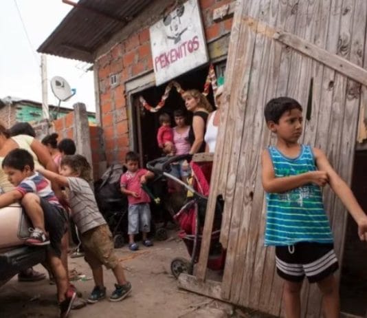En los últimos 15 años las asignaciones familiares se triplicaron pero no se revirtió la pobreza